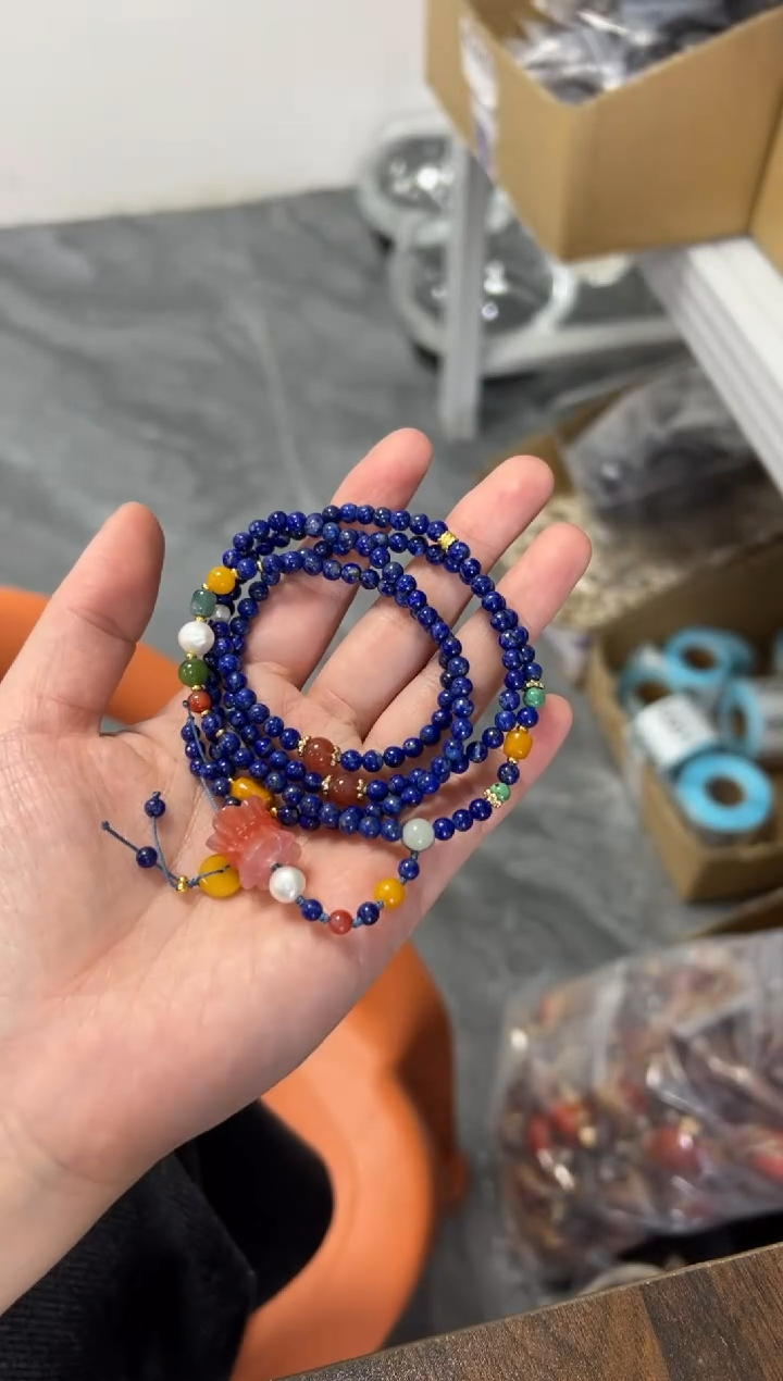 未镶嵌青金石颈饰青金石小米珠蜜蜡设计款多圈[61]