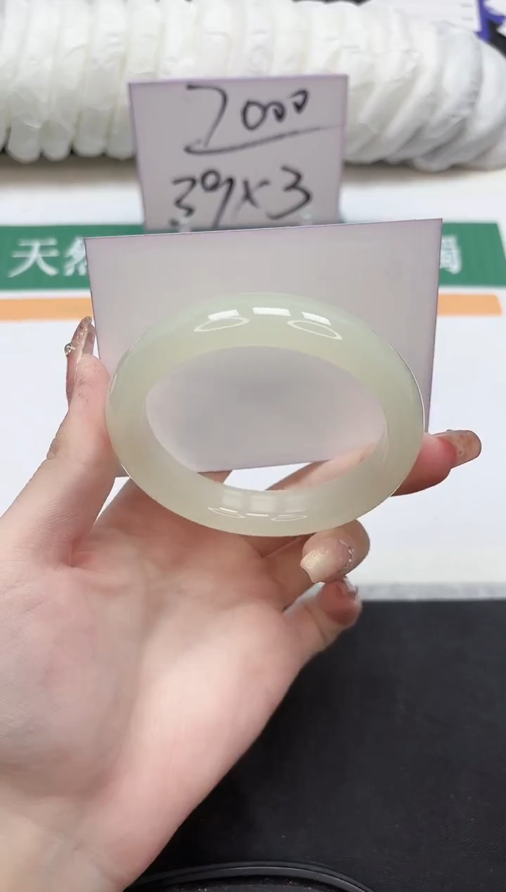 未镶嵌手镯石英质玉181-58