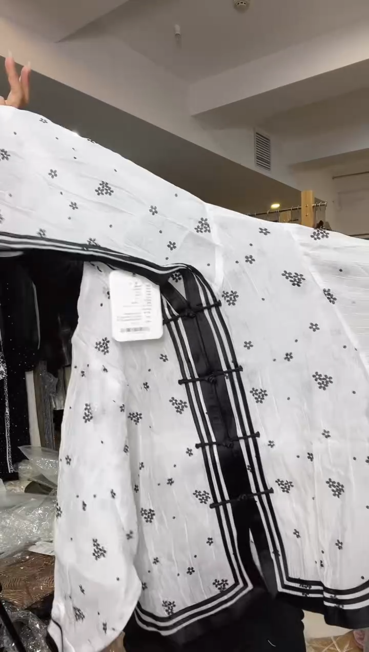 M码       140斤   防晒