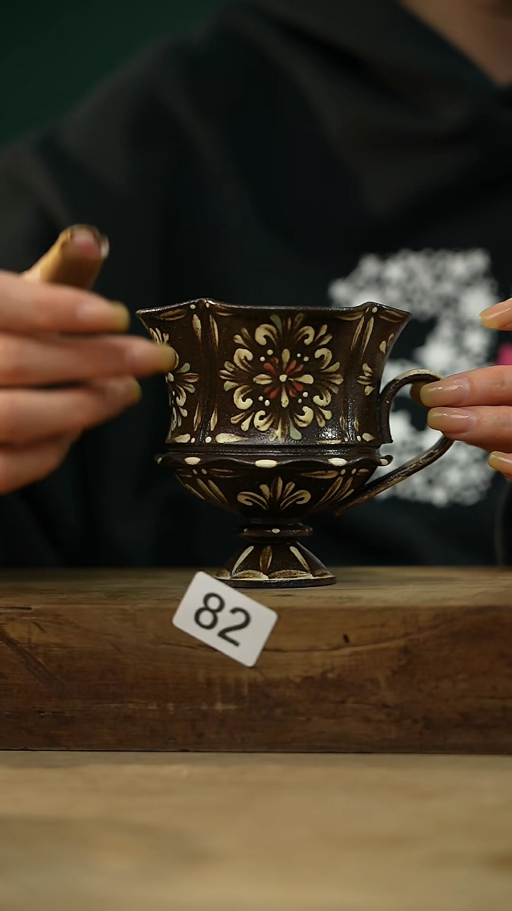 【闪购商品】瓷片新品！设计师款手绘/咖啡杯 听歌