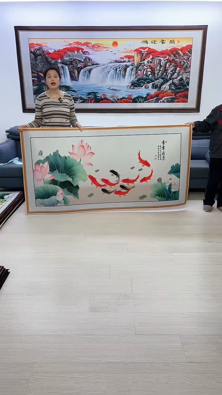 【闪购商品】横款215荷花九鱼图100*200