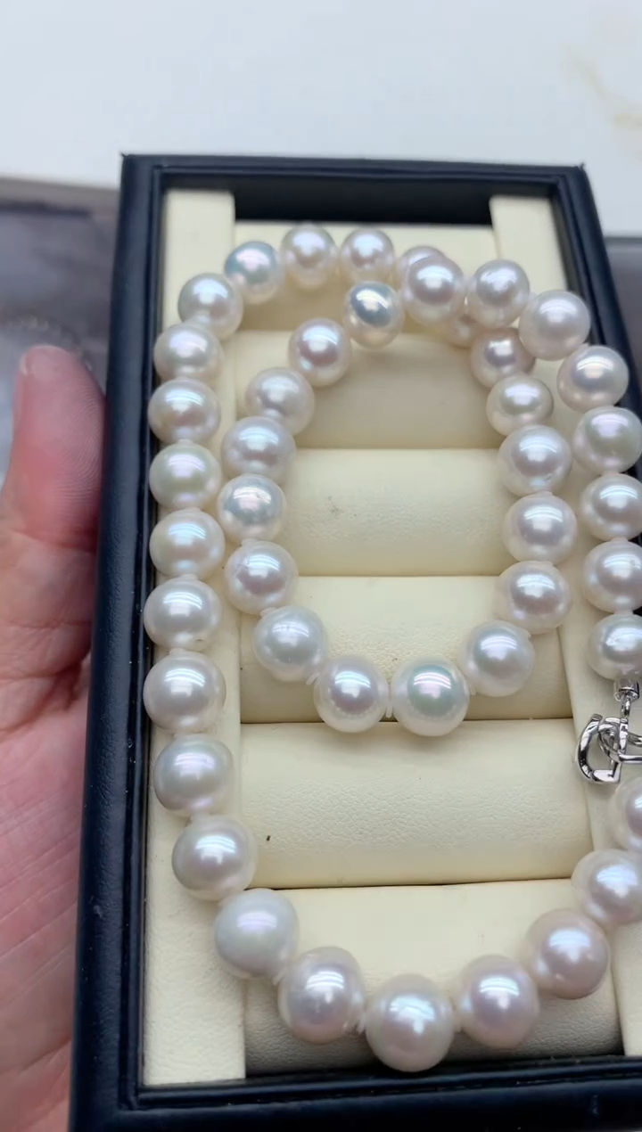 项链未镶嵌淡水珍珠，非无暇
