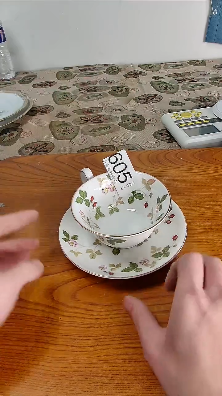 瓷片R***e小淼海外陶瓷工艺品