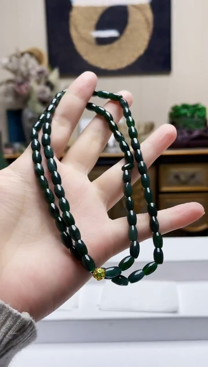 未镶嵌定制翡翠吊坠98