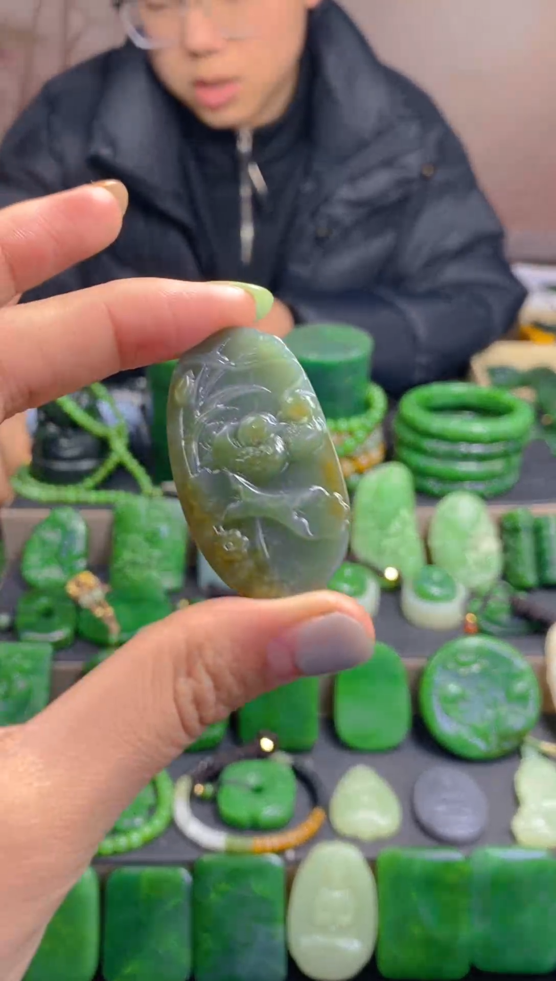 颈饰未镶嵌和田玉1