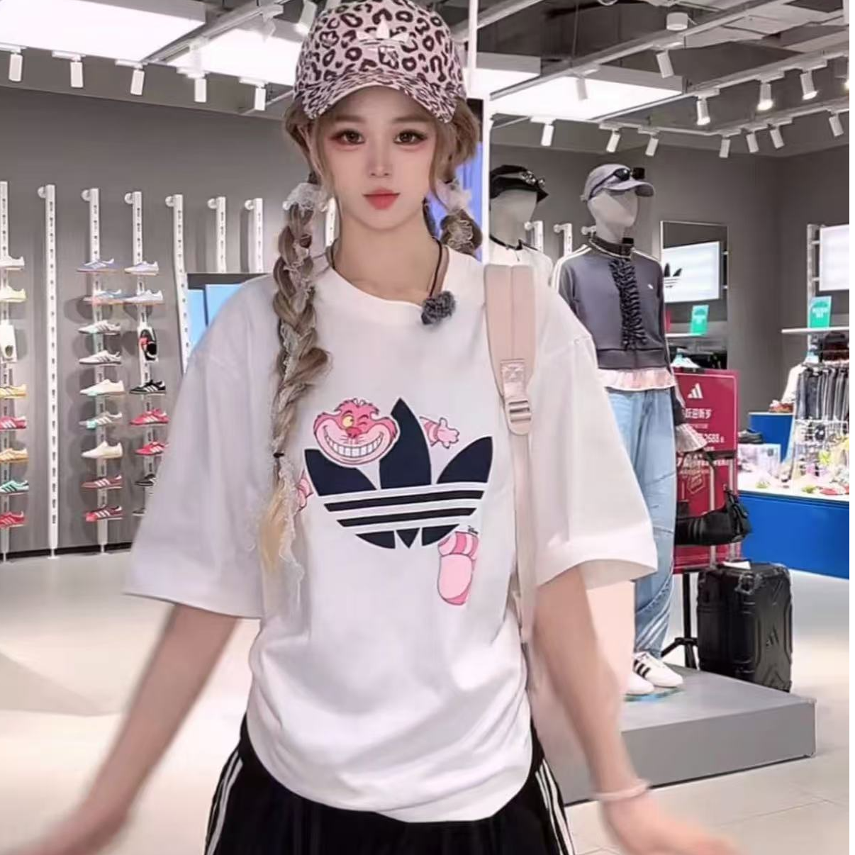 adidas/三叶草迪士尼柴郡猫联名情侣款时尚百搭运动短袖T恤KY8305