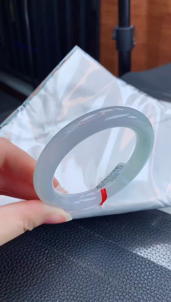 【闪购商品】翡翠手镯未镶嵌缅甸天然翡翠A货手镯