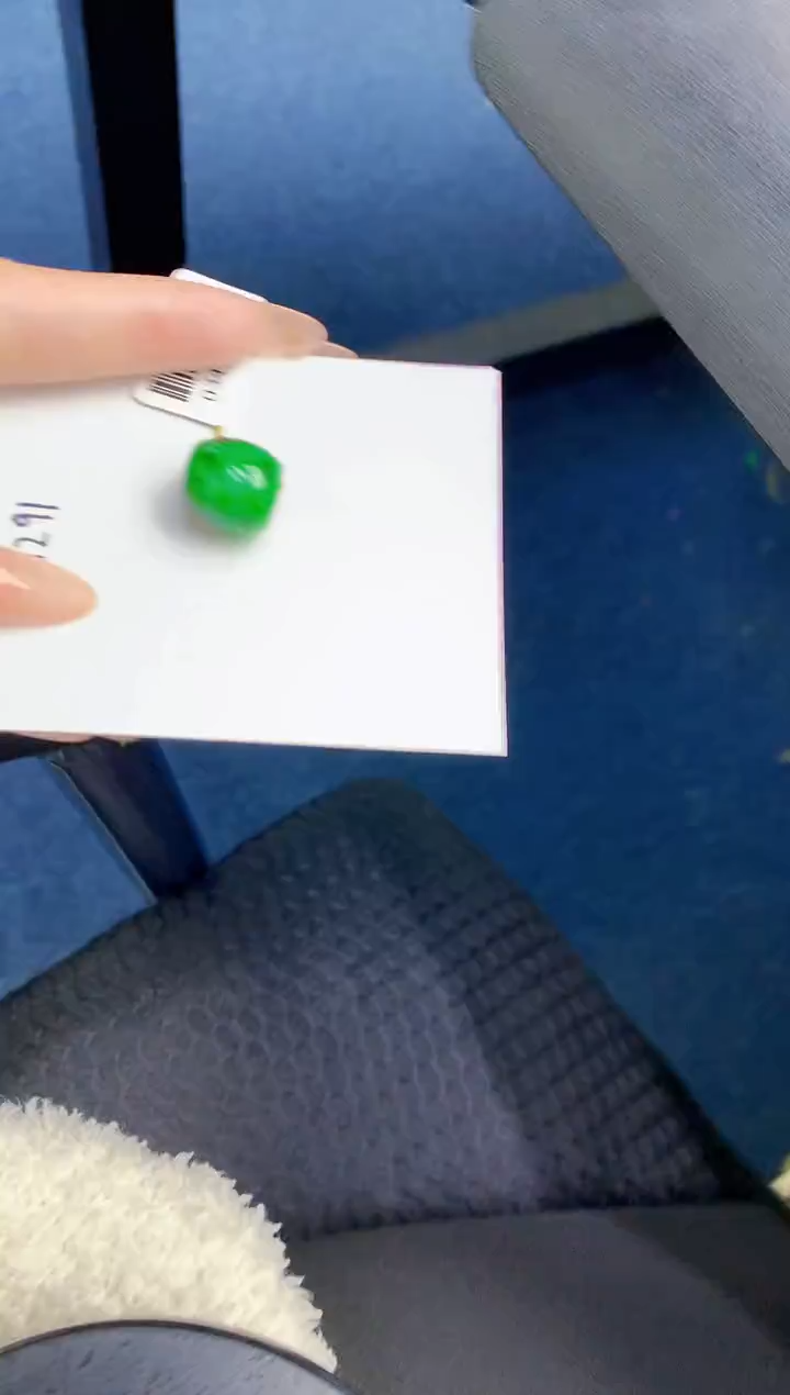 颈饰未镶嵌翡翠缅甸天然翡翠A货