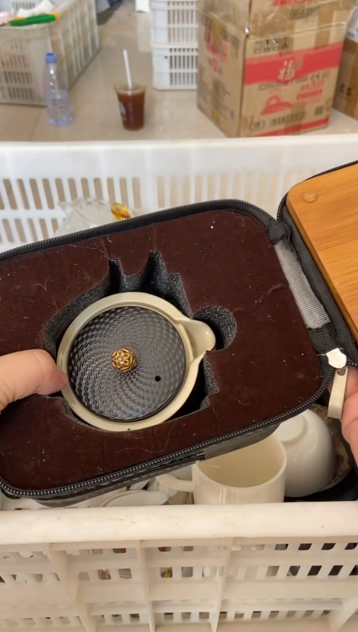 杯无运费险有瑕疵的摄影的产品有使用过的痕迹有点脏介意勿拍