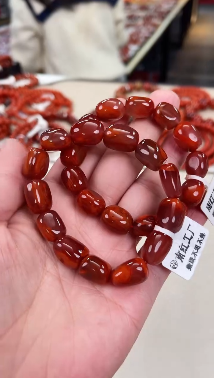 未镶嵌瓦西nxh随型手串南红玛瑙（多样式发其一）