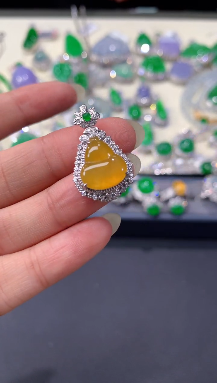 翡翠18K金镶嵌吊坠(不含链)A580|8800