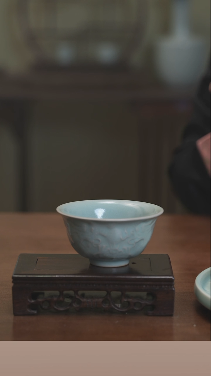 【闪购商品】清凉寺原产地仿古釉是手工汝瓷小号龙碗