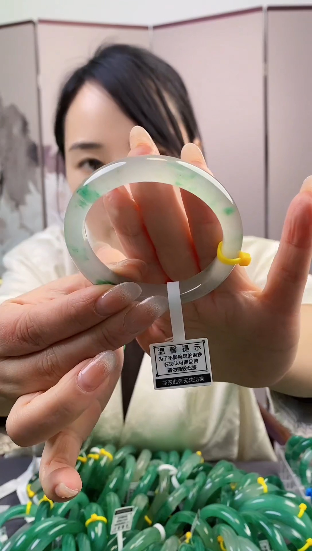 【闪购商品】石英质玉手镯未镶嵌87