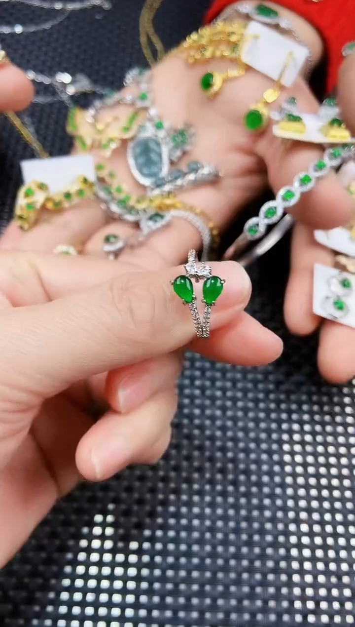 【闪购商品】翡翠戒指未镶嵌111111111