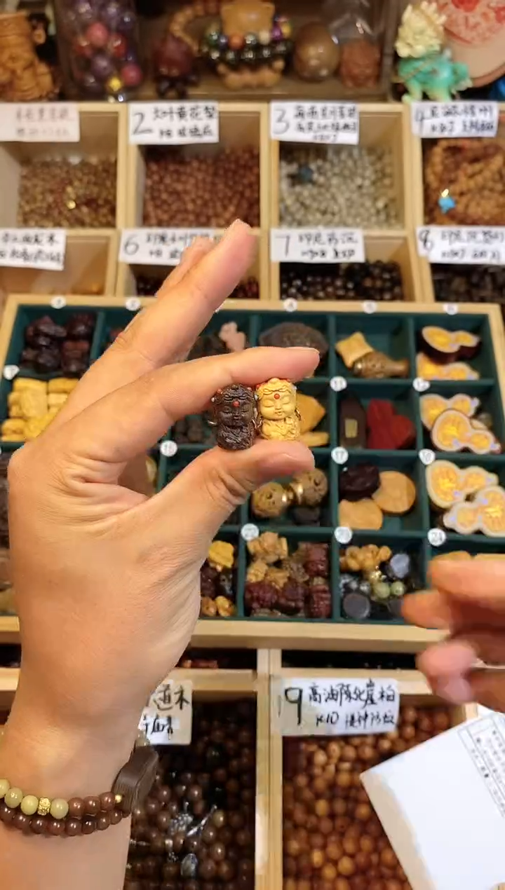 非洲檀香无事牌度母2