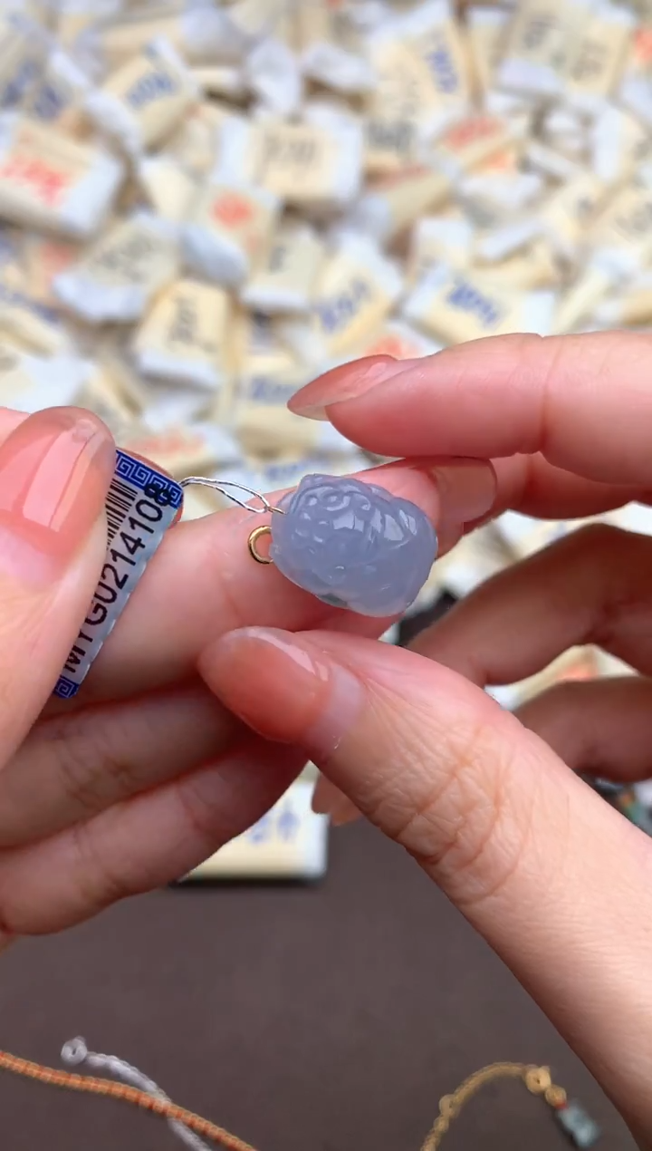 【闪购商品】翡翠颈饰18K金镶嵌—