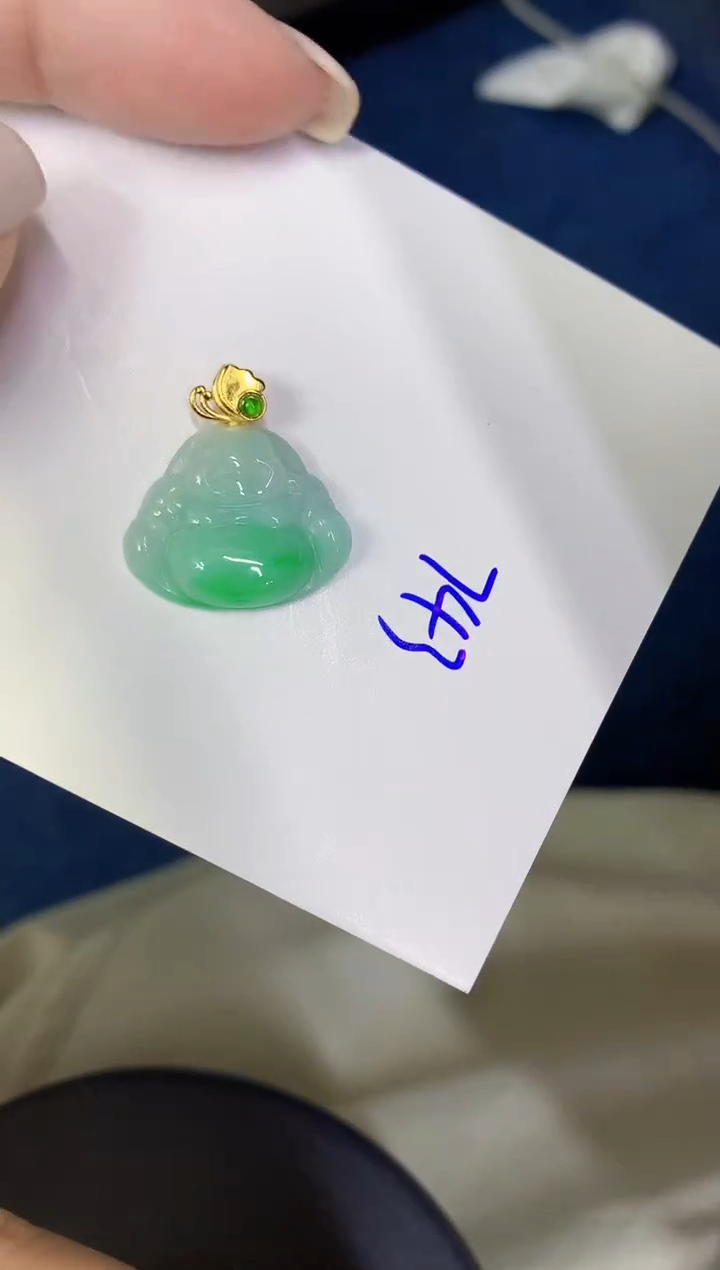 颈饰未镶嵌翡翠缅甸天然翡翠A货