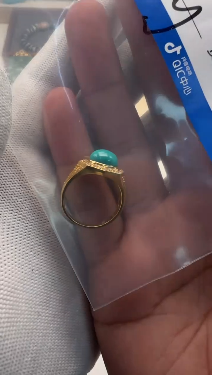 18K金镶嵌绿松石配饰配饰?*哥配饰配饰