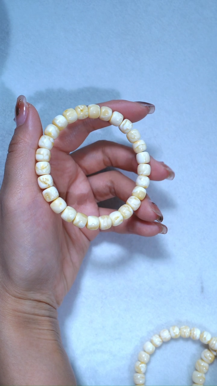 【闪购商品】蜜蜡手链未镶嵌收藏级8.2mm瓷白浓蜡虎皮妖花