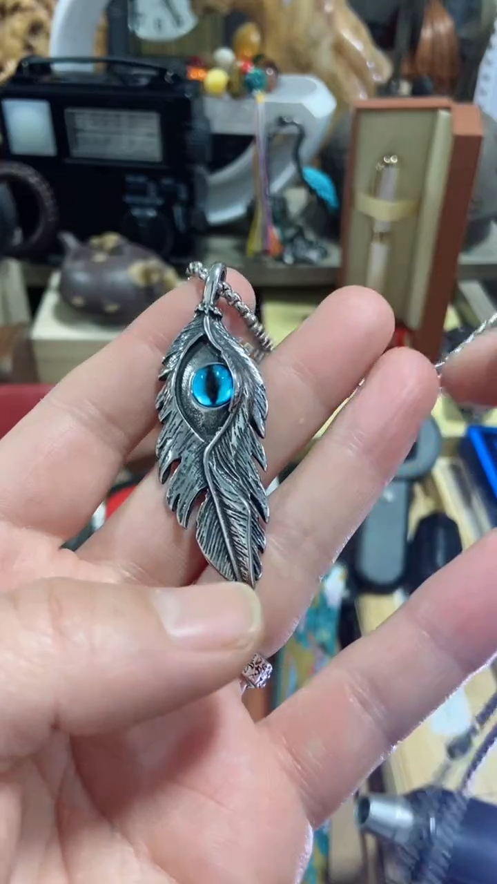 瓷片闪购商品  如图所示