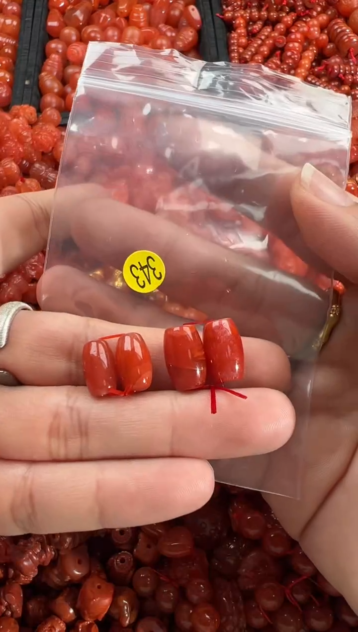 【闪购商品】南红玛瑙颈饰未镶嵌1