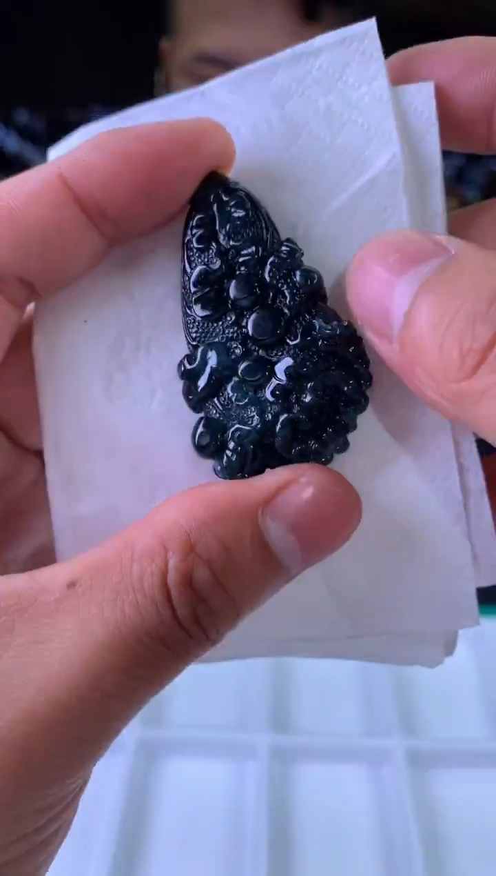 未镶嵌定制翡翠达*西-1082