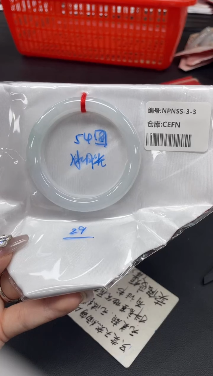 未镶嵌手镯翡翠翡翠手镯