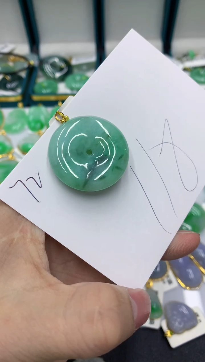 【闪购商品】翡翠颈饰18K金镶嵌号链接11111