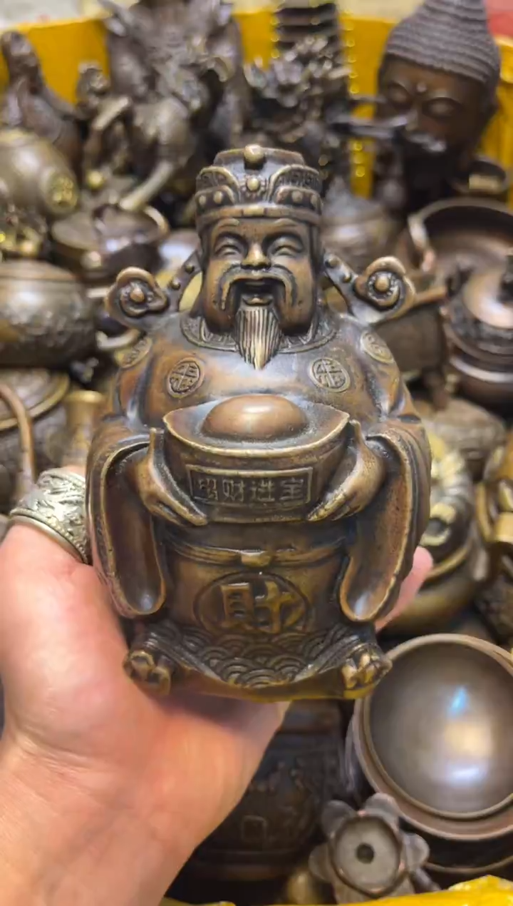 精美铜器，点击下单