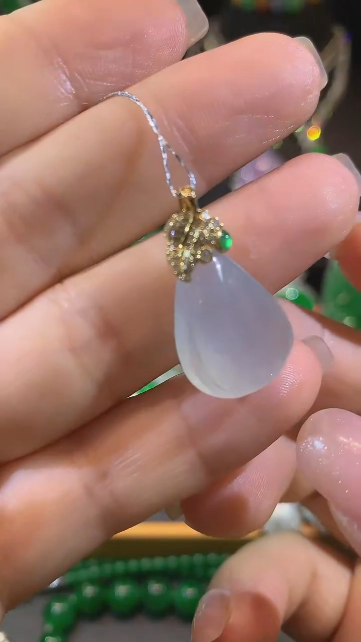 翡翠18K金镶嵌吊坠(不含链)吊坠