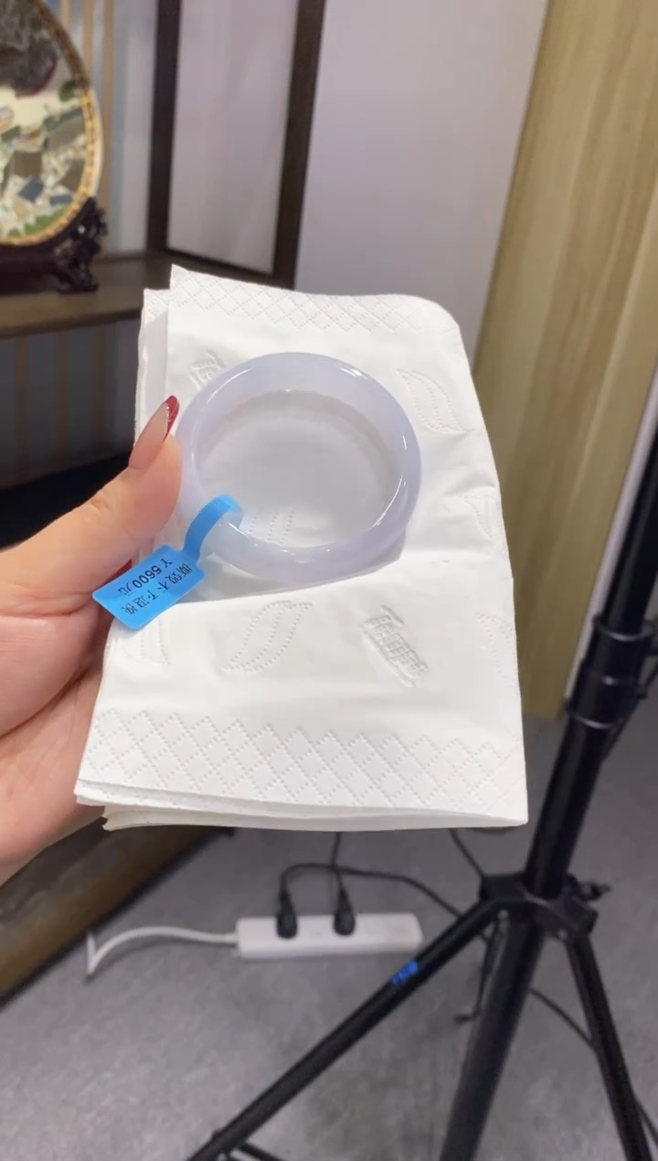 【闪购商品】翡翠手镯未镶嵌00006334