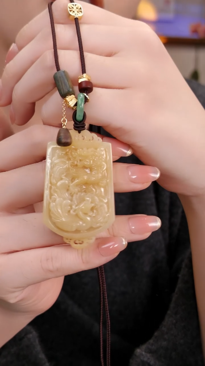 颈饰未镶嵌翡翠国风