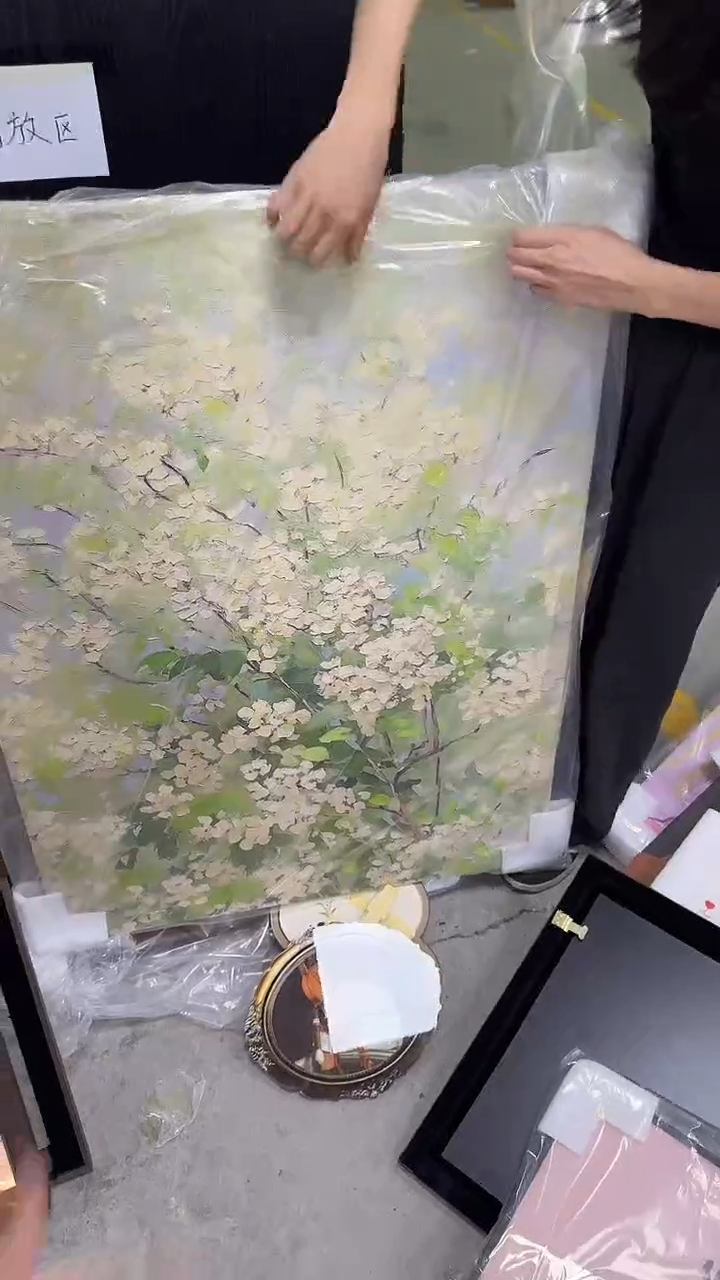  仓库清仓画       默认瑕疵