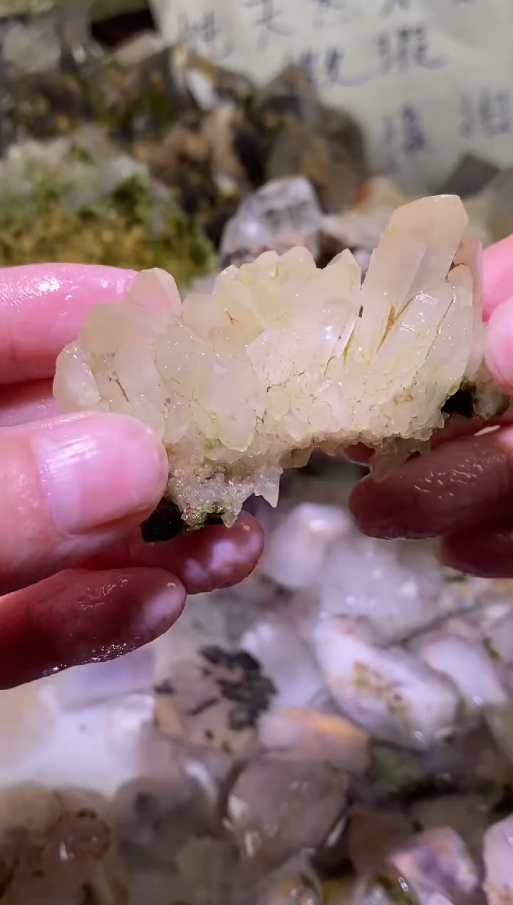 未镶嵌珠宝半成品水晶30号46g绿晶簇+四川美姑超七花园水晶