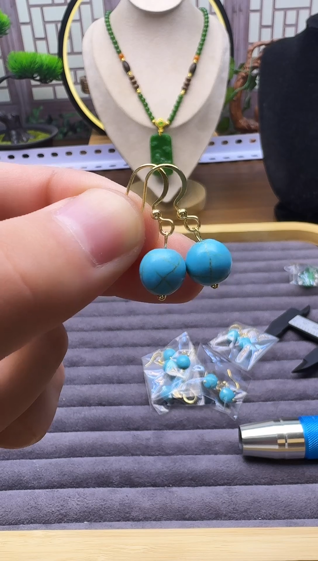 14K金镶嵌耳钉玛瑙/玉髓E03     