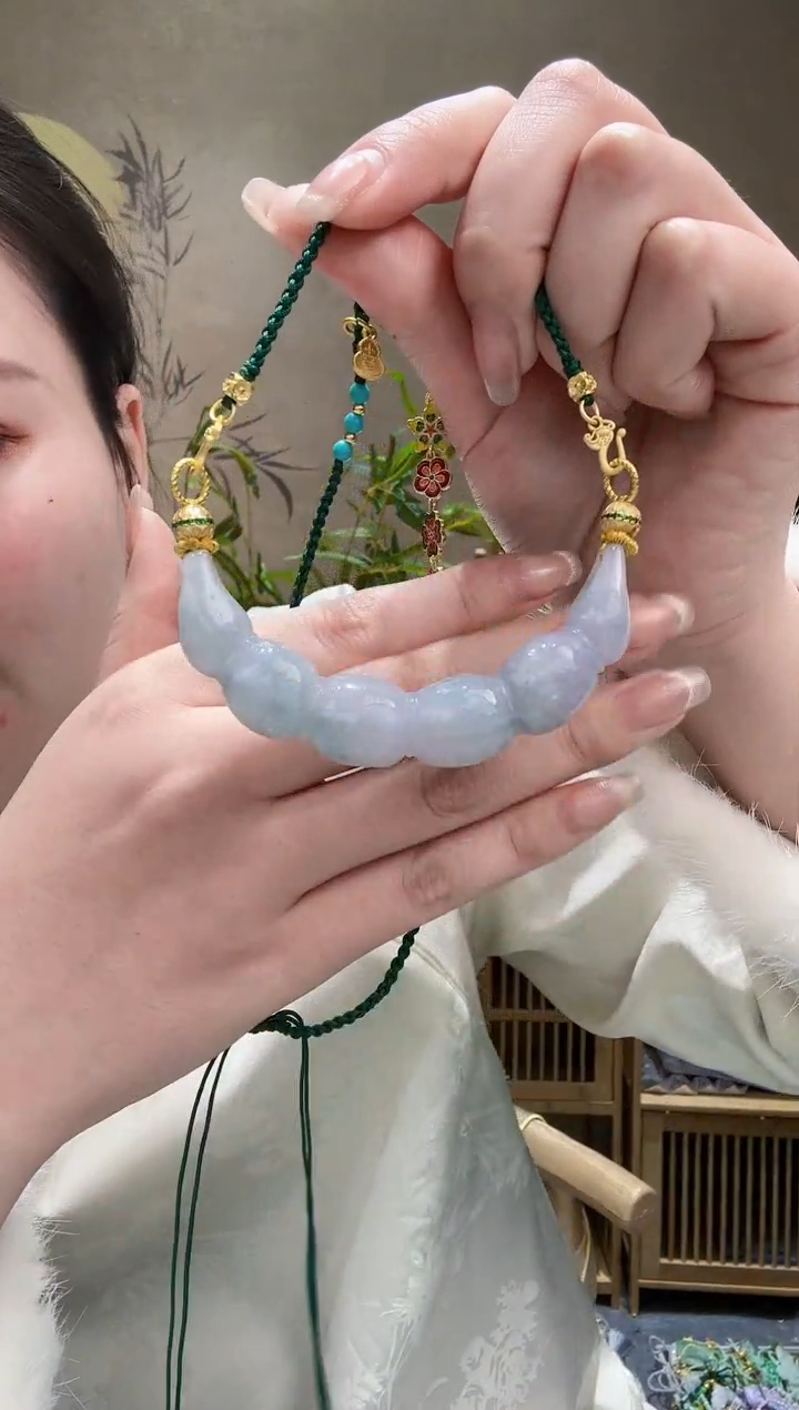 【闪购商品】翡翠颈饰未镶嵌吊坠