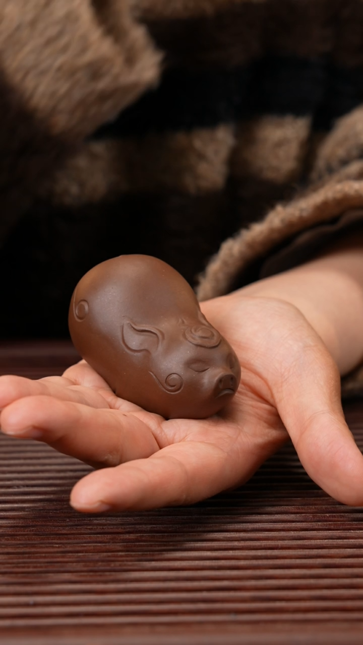 【闪购商品】紫砂茶宠飞天小猪