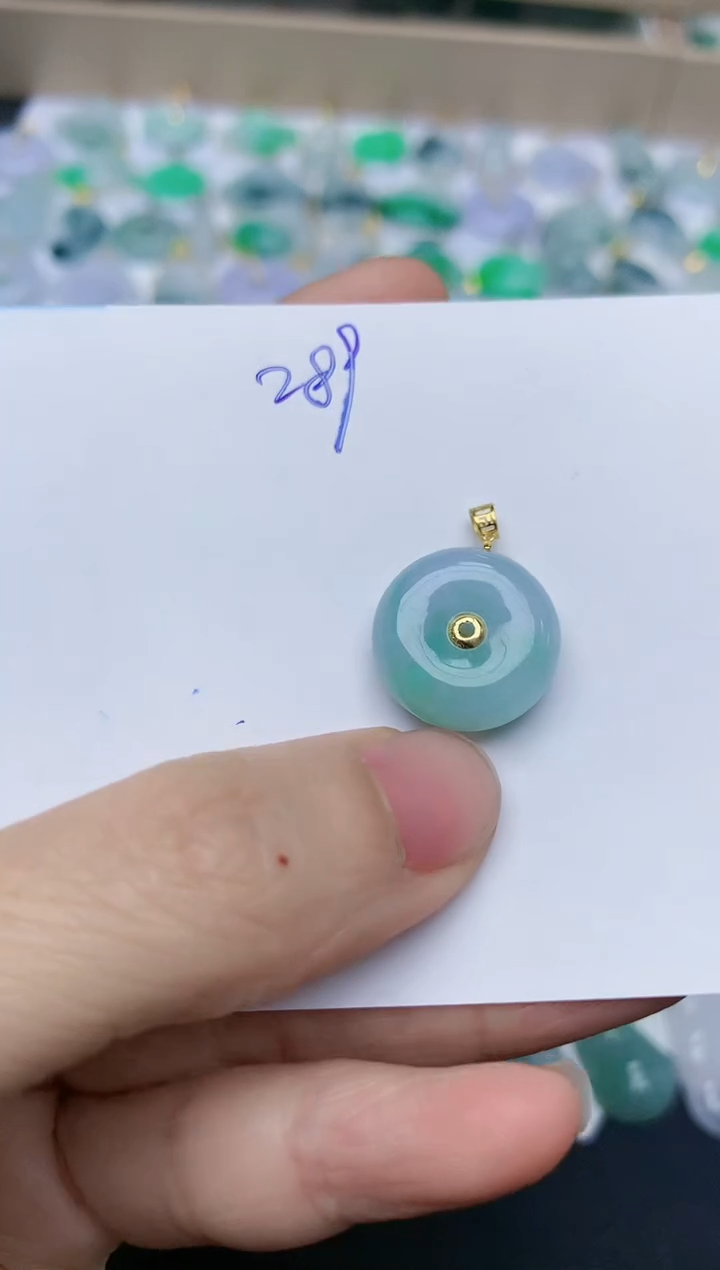 【闪购商品】翡翠颈饰18K金镶嵌天然翡翠A货    