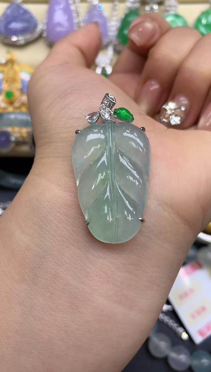 颈饰18K金镶嵌翡翠190-中国好珍宝