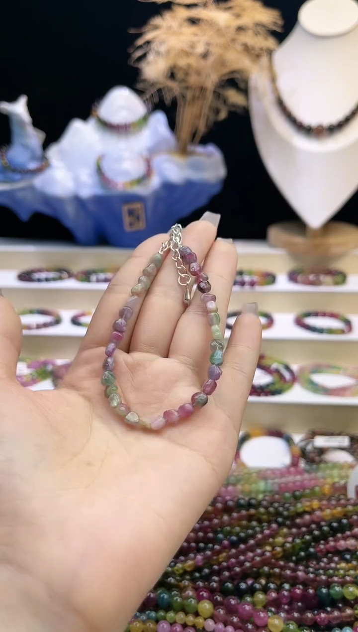 【闪购商品】碧玺/未镶嵌J碧玺手链多样性发货