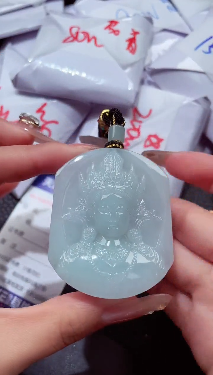 颈饰未镶嵌翡翠00000