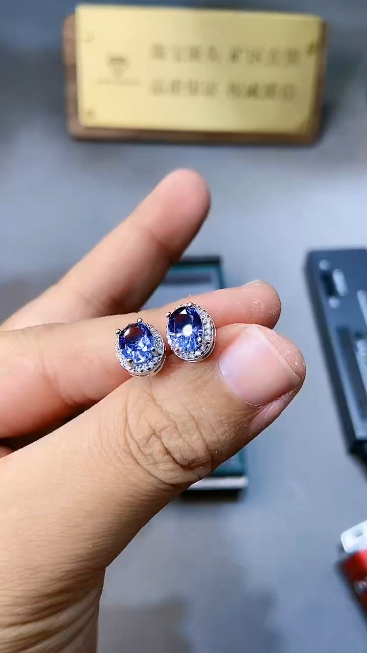 【闪购商品】蓝宝石耳饰银S925镶嵌354