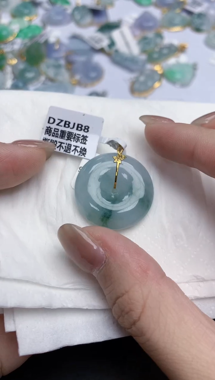 【闪购商品】翡翠颈饰18K金镶嵌天然缅甸翡翠A货