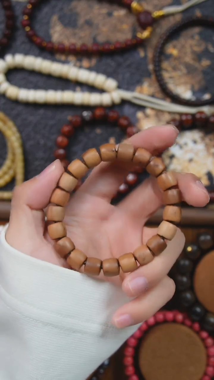 檀香木手串/手链SG003 印度老山檀直切单圈 微瑕 多样性发货