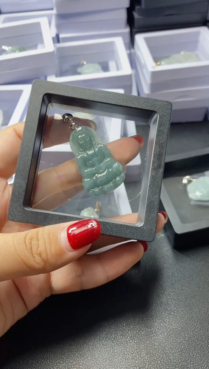 【闪购商品】翡翠吊坠(不含链)未镶嵌33369