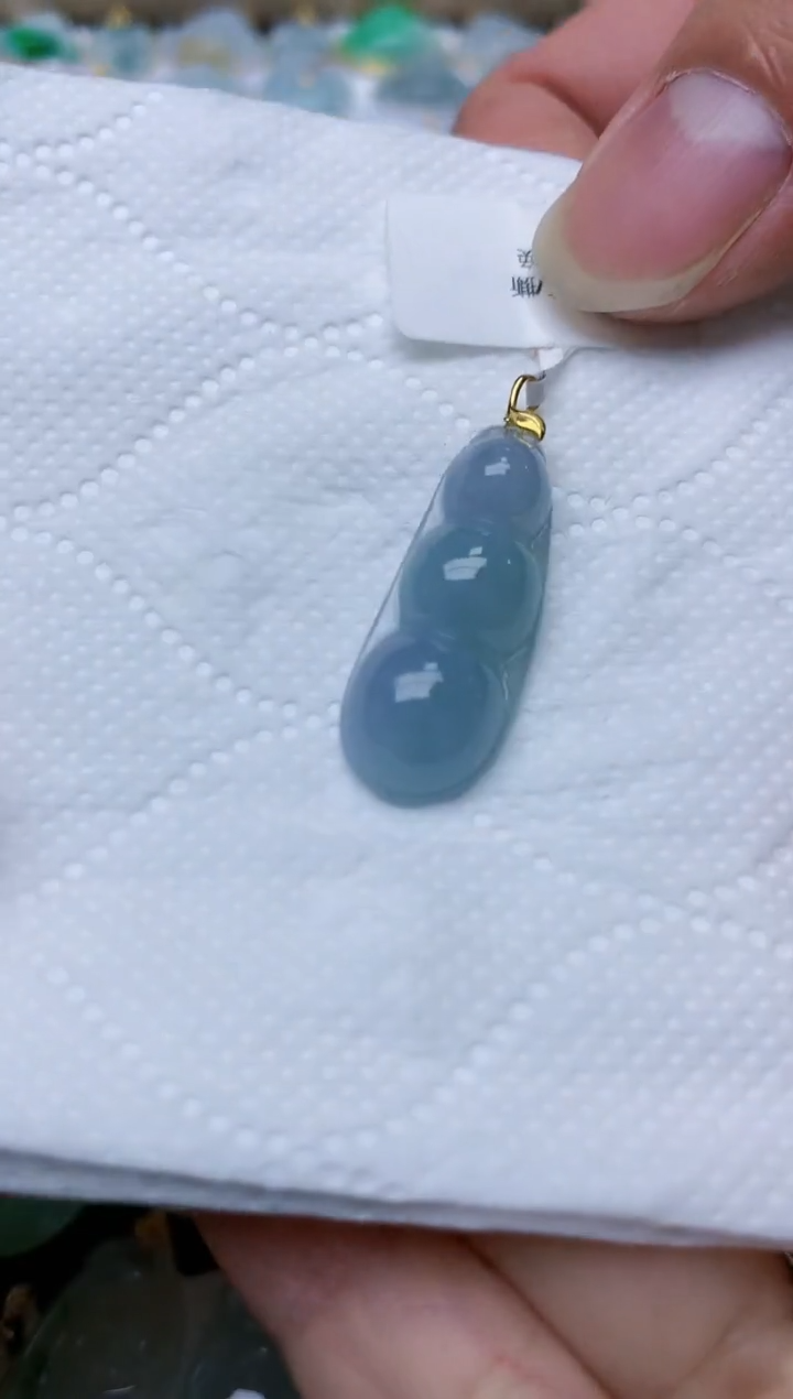 翡翠18K金镶嵌颈饰天然缅甸A货翡翠