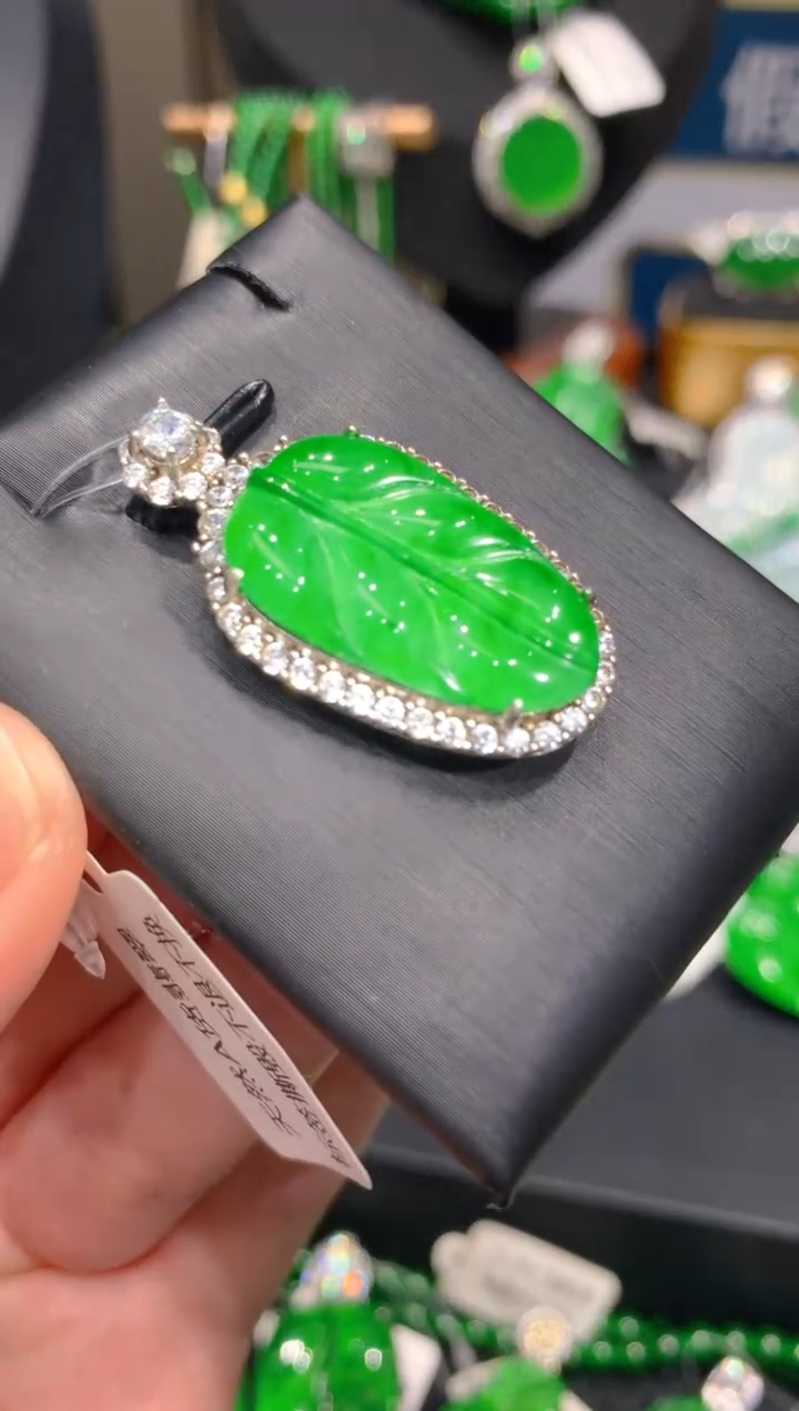 颈饰银S925镶嵌翡翠14一季