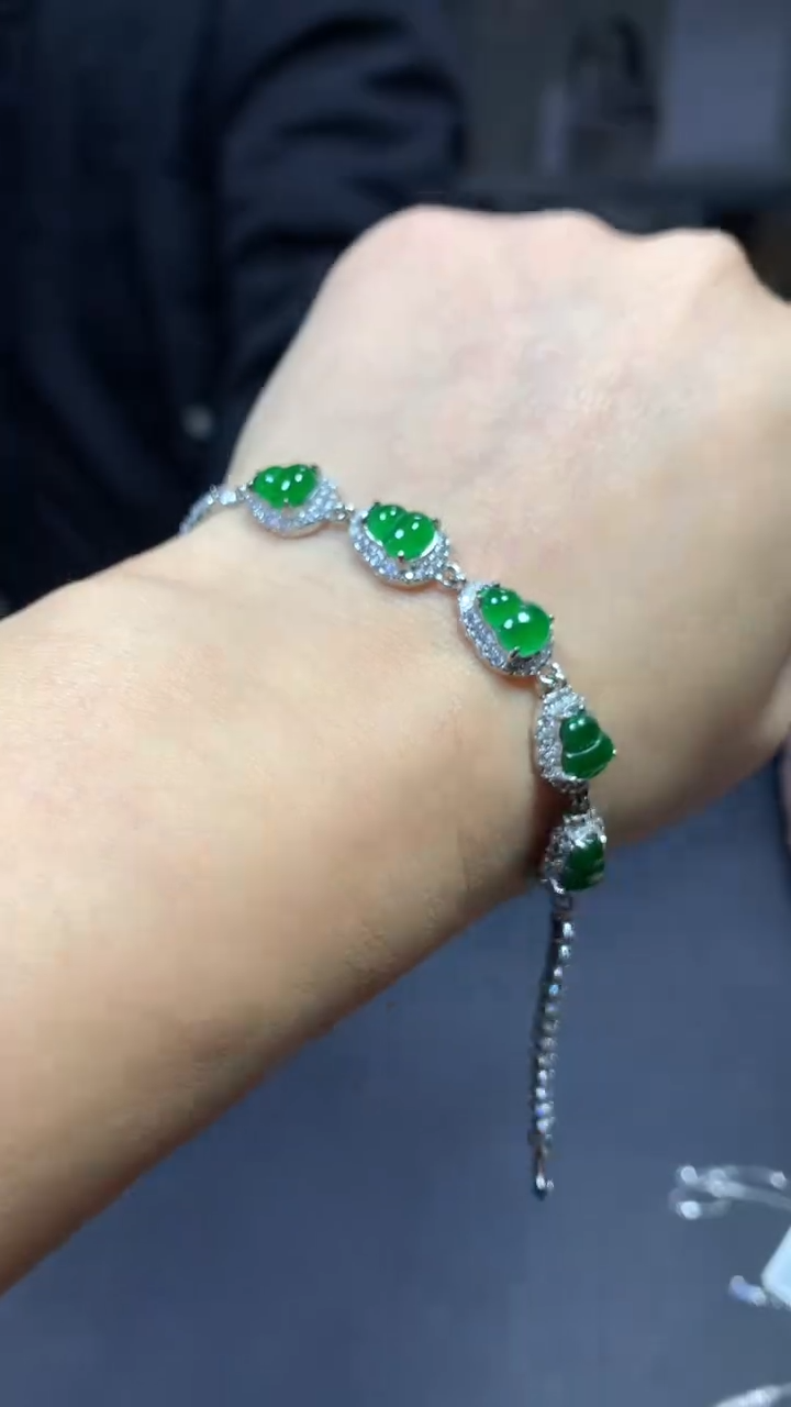 【闪购商品】翡翠手链未镶嵌0129067226/多样性发一