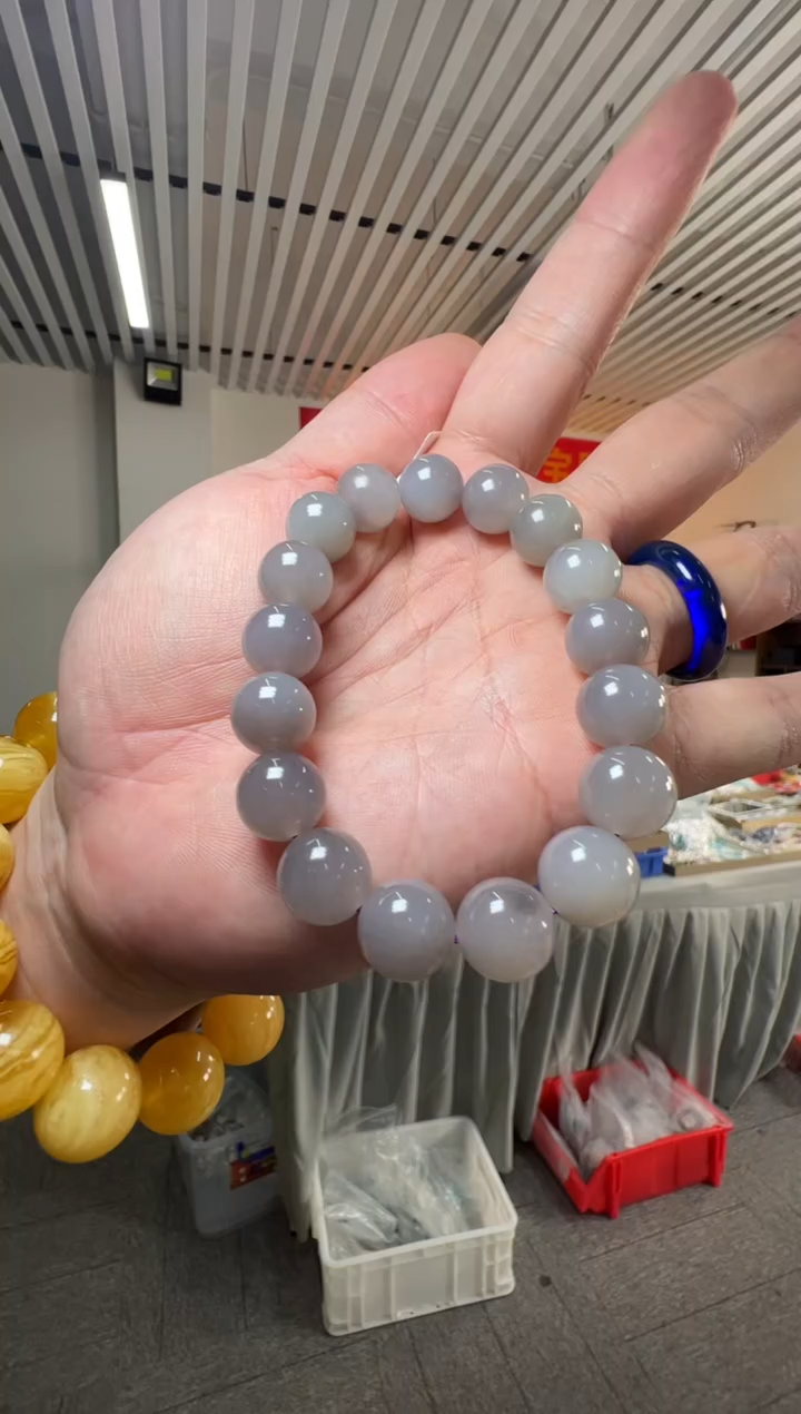 手串未镶嵌和田玉约12mm和田玉烟紫圆珠单圈