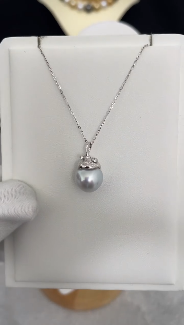 吊坠(赠链)银S925镶嵌海水珍珠澳白松果款11-12mm